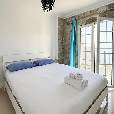 Tabaiba * سانتا كروز دي تينيريف